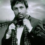 دانلود آهنگ علی لهراسبی به نام عذاب دوست داشتن / بمون ولی به خاطر غرور خسته ام برو