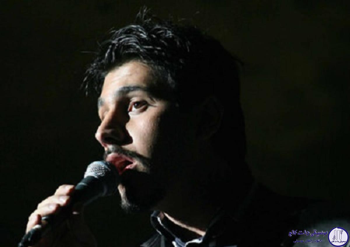 دانلود آهنگ احسان خواجه امیری به نام امشب شبه مهتابه / شاید وقتی تو می رسی نباشم
