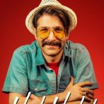 دانلود آهنگ حمید هیراد به نام هل هله / هل هله آواز کن حال مرا ساز کن ساز منی جان منی برای من ناز کن