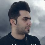 دانلود آهنگ حجت درولی به نام بغلم کن / خیره میمونم تو چشمات یاد گذشته میفتم هنوز حرفایی بینمون