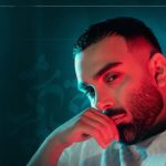 دانلود آهنگ مسعود صادقلو  به نام مشتی / مشتی مگه من واسه عشقت این همه هزینه ندادم