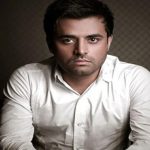 دانلود آهنگ میثم ابراهیمی به نام ته تنهایی / خودم با خودم آشتی میکنم خودم با خودم هی بهم میزنم