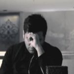 دانلود آهنگ پویا بیاتی به نام نامه / تو لااقل رویا تو داری