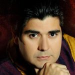 دانلود آهنگ سالار عقیلی به نام قوقنوس / مرورت میکنم هر روز و شب در بی کسی هایم