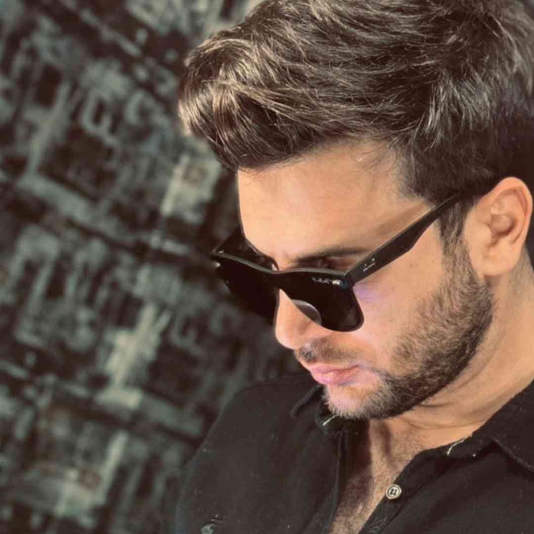 آهنگ جدید فرهاد نامداری با نام خسته